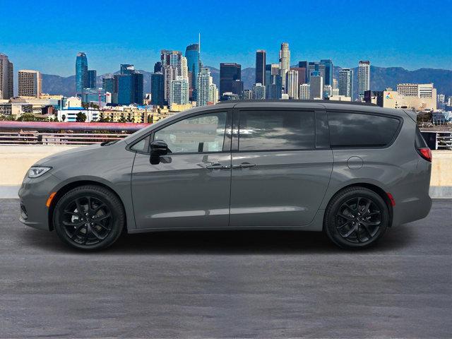 new 2025 Chrysler Pacifica car, priced at $50,495