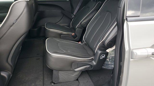 new 2025 Chrysler Pacifica car, priced at $50,495