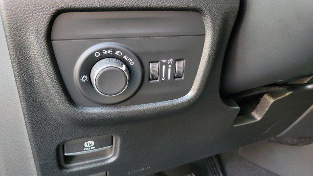 new 2025 Jeep Grand Cherokee car, priced at $46,375