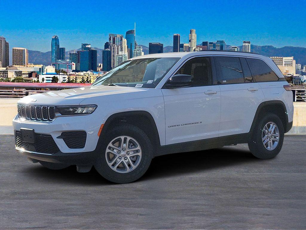 new 2025 Jeep Grand Cherokee car, priced at $35,995