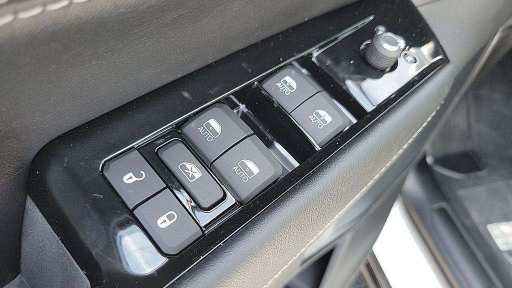 new 2025 Jeep Wagoneer L car, priced at $67,911