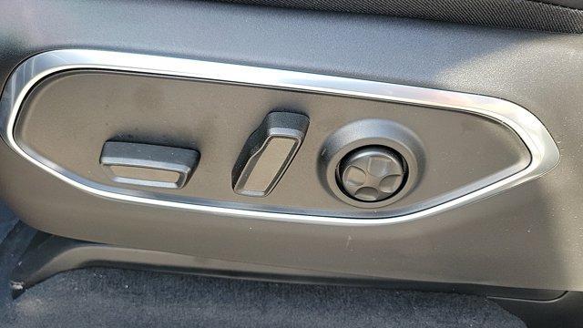 new 2025 Jeep Wagoneer L car, priced at $74,640