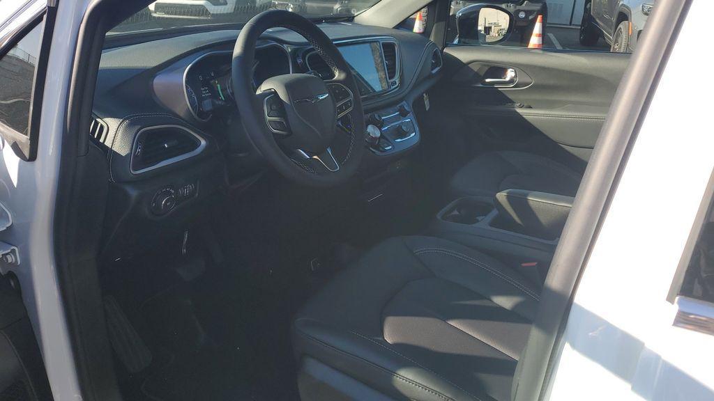 new 2026 Chrysler Pacifica car, priced at $42,739