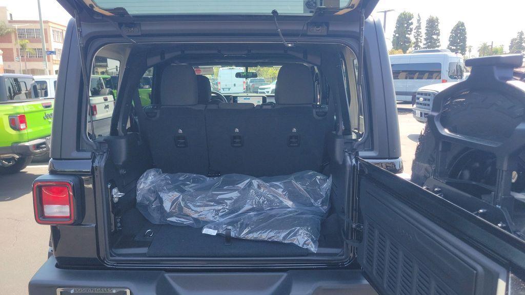 new 2025 Jeep Wrangler car, priced at $41,495