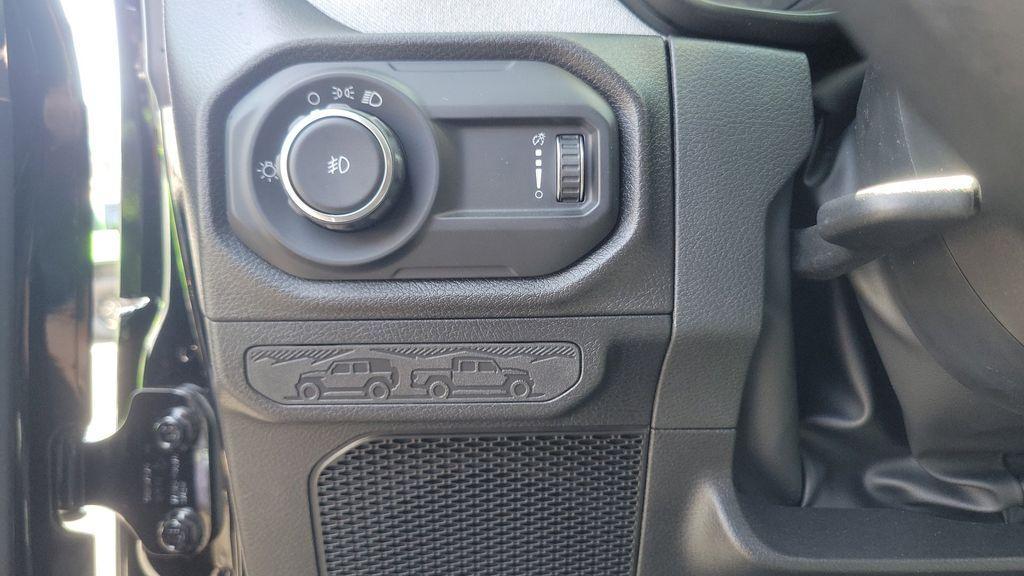 new 2025 Jeep Wrangler car, priced at $41,495