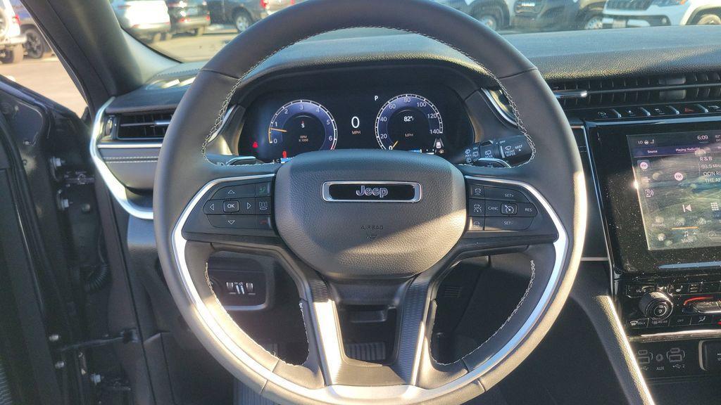 new 2025 Jeep Grand Cherokee L car, priced at $39,995