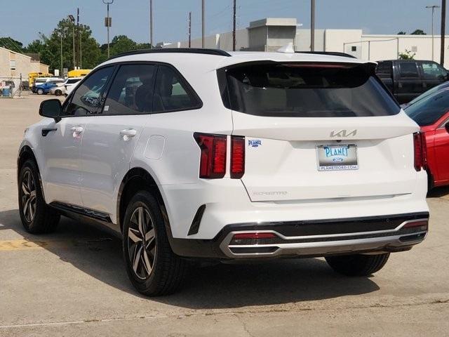 used 2023 Kia Sorento car, priced at $26,223