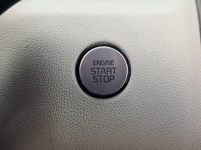 used 2023 Kia Sorento car, priced at $26,223