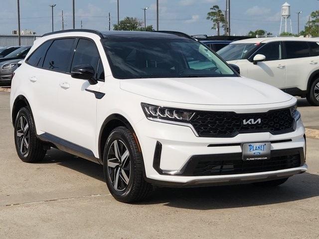 used 2023 Kia Sorento car, priced at $26,223