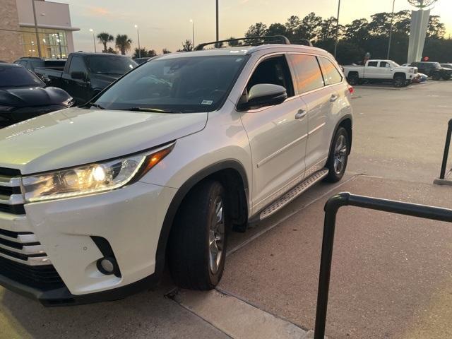 used 2018 Toyota Highlander car, priced at $25,987