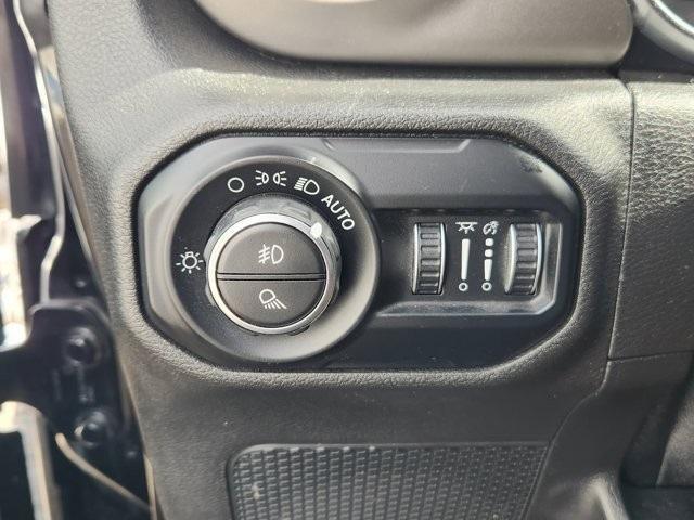 used 2020 Jeep Gladiator car, priced at $25,571