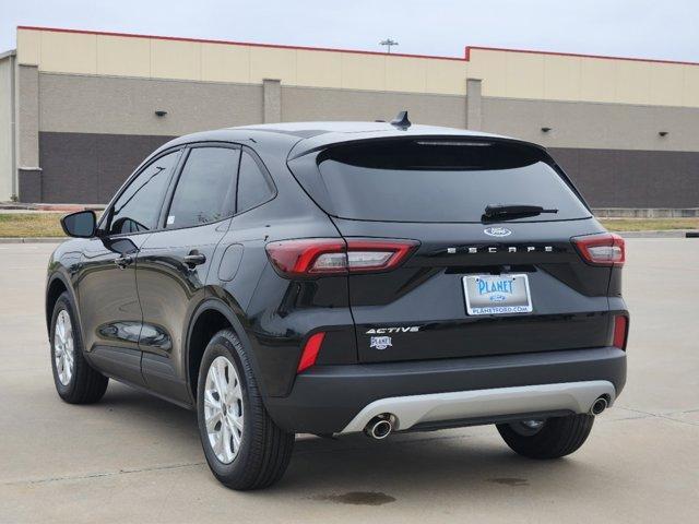 new 2025 Ford Escape car, priced at $29,990