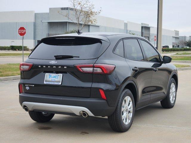 new 2025 Ford Escape car, priced at $29,990