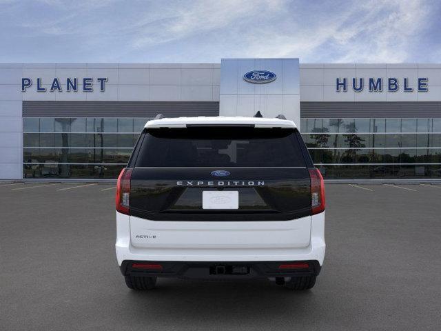 new 2025 Ford Expedition car, priced at $69,850