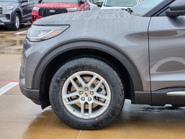 new 2025 Ford Explorer car, priced at $42,670