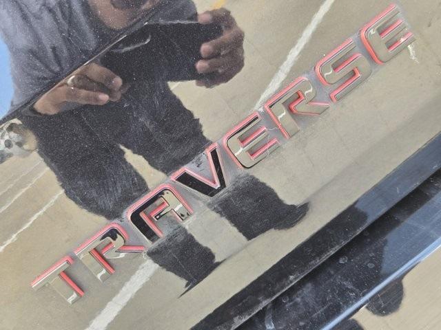 used 2020 Chevrolet Traverse car, priced at $25,777