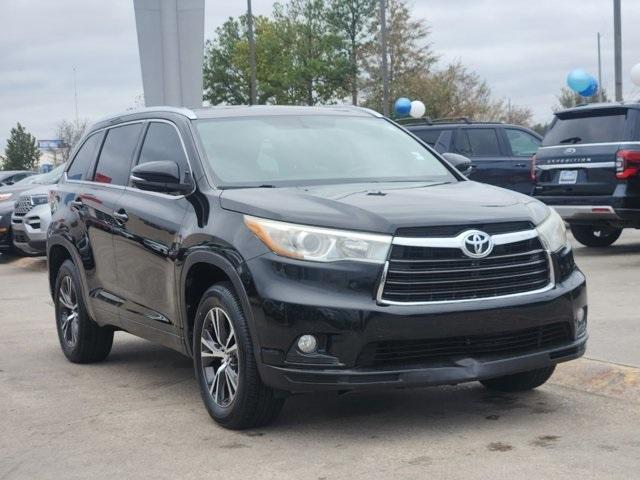 used 2016 Toyota Highlander car, priced at $17,991