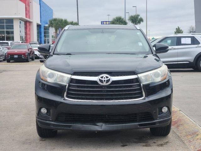 used 2016 Toyota Highlander car, priced at $17,991