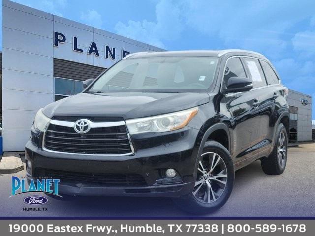 used 2016 Toyota Highlander car, priced at $17,991