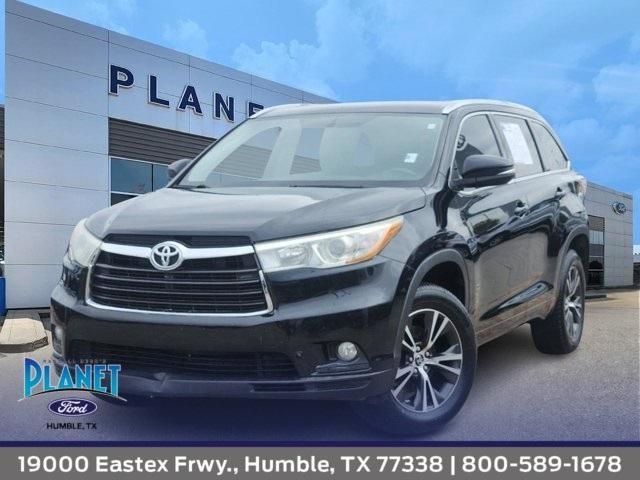 used 2016 Toyota Highlander car, priced at $18,988