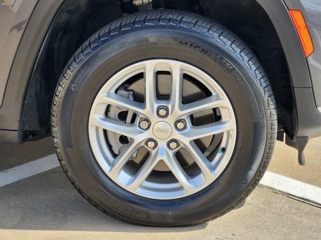 used 2025 Jeep Grand Cherokee L car, priced at $34,424