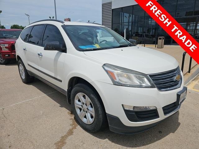 used 2015 Chevrolet Traverse car, priced at $12,995