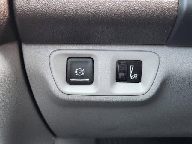 used 2023 GMC Acadia car, priced at $30,857