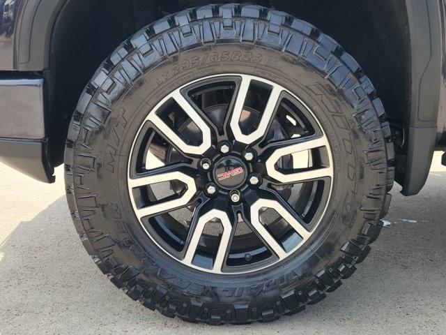 used 2022 GMC Sierra 1500 car, priced at $50,956