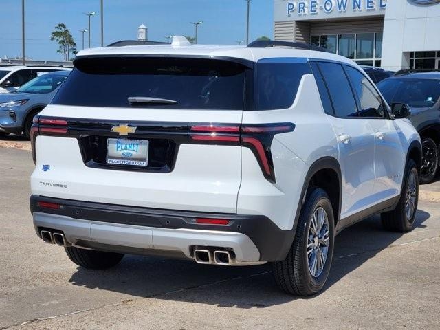 used 2025 Chevrolet Traverse car, priced at $47,897