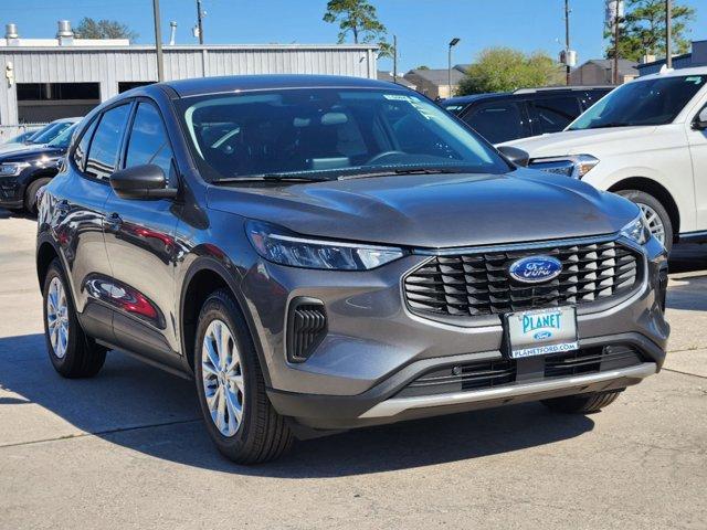 new 2025 Ford Escape car, priced at $29,990