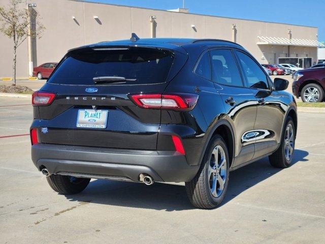 new 2025 Ford Escape car, priced at $30,985