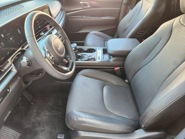 used 2025 Kia Carnival car, priced at $45,909