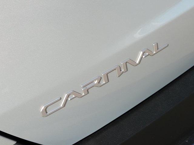 used 2025 Kia Carnival car, priced at $45,909