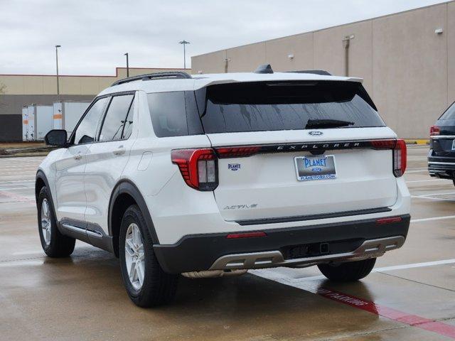 new 2025 Ford Explorer car, priced at $42,305