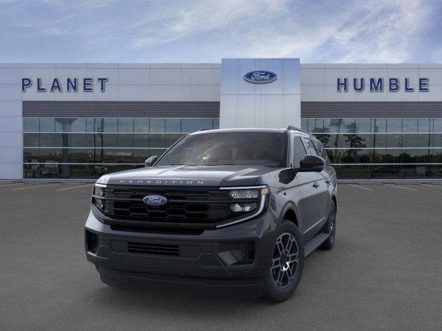 new 2025 Ford Expedition car, priced at $68,905