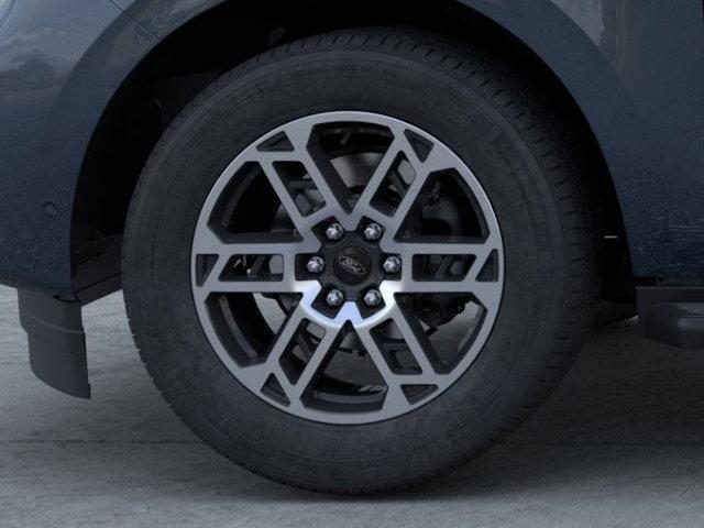 new 2025 Ford Expedition car, priced at $68,605