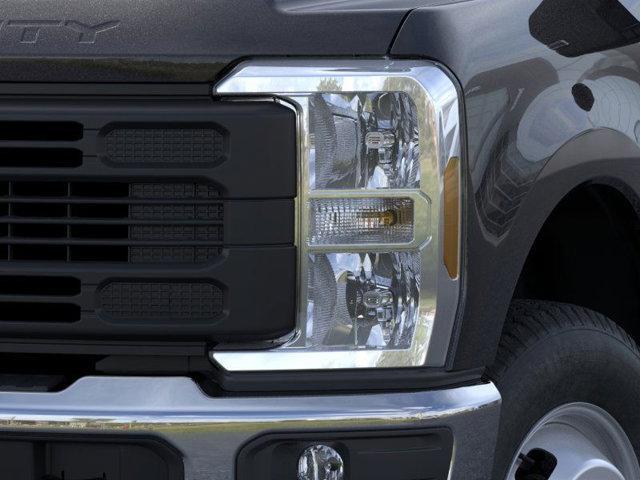 new 2025 Ford F-350 car, priced at $72,580