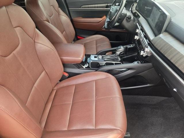 used 2024 Kia Telluride car, priced at $38,713
