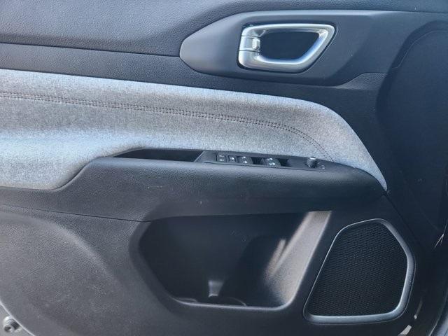 used 2023 Jeep Compass car, priced at $21,993