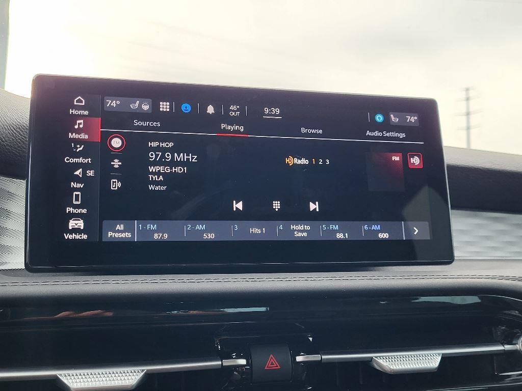 new 2024 Alfa Romeo Tonale car, priced at $39,945