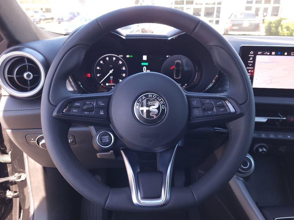 new 2024 Alfa Romeo Tonale car, priced at $41,790