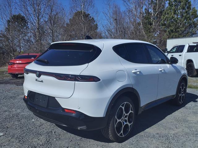 new 2025 Alfa Romeo Tonale car, priced at $40,030