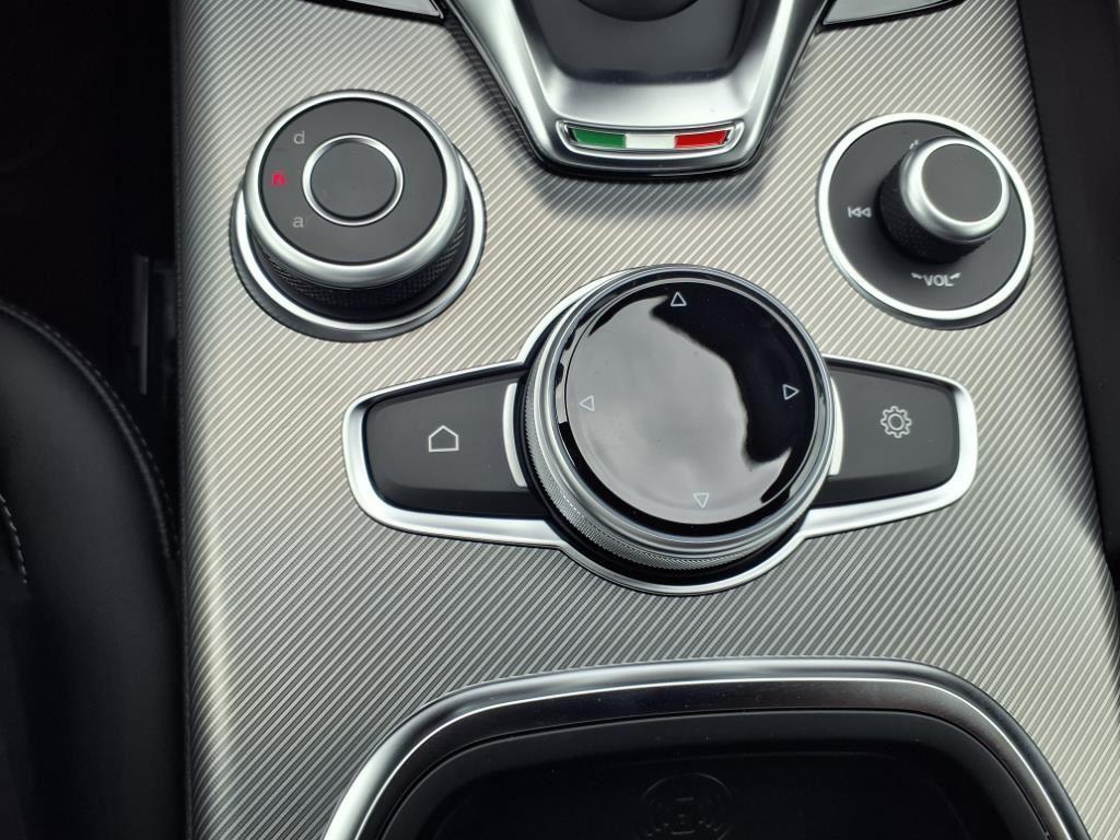 new 2025 Alfa Romeo Giulia car, priced at $42,983