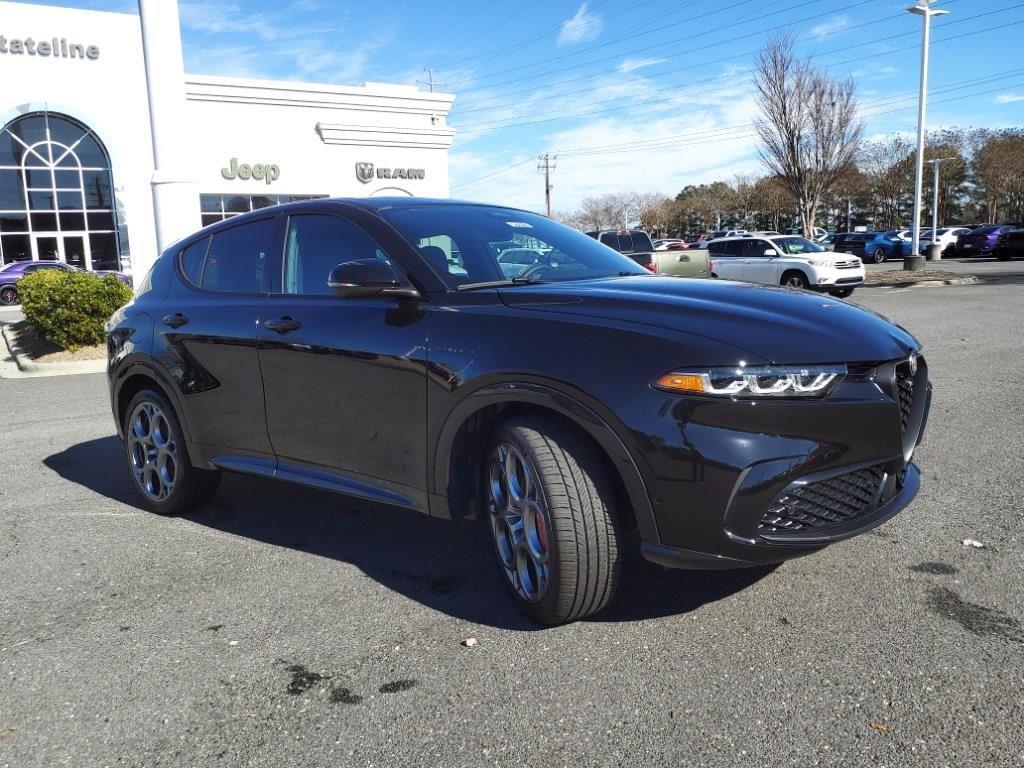 new 2024 Alfa Romeo Tonale car, priced at $39,540