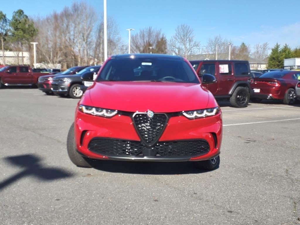 new 2024 Alfa Romeo Tonale car, priced at $38,235
