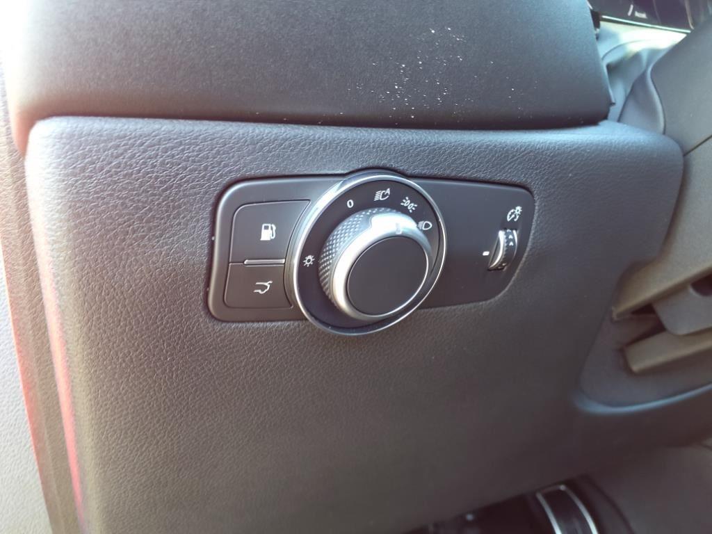 new 2024 Alfa Romeo Tonale car, priced at $38,235