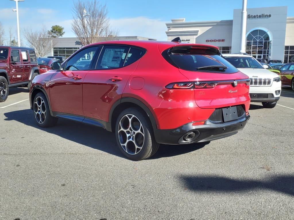 new 2024 Alfa Romeo Tonale car, priced at $38,235