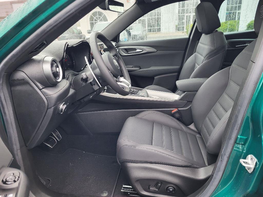 new 2024 Alfa Romeo Tonale car, priced at $39,935