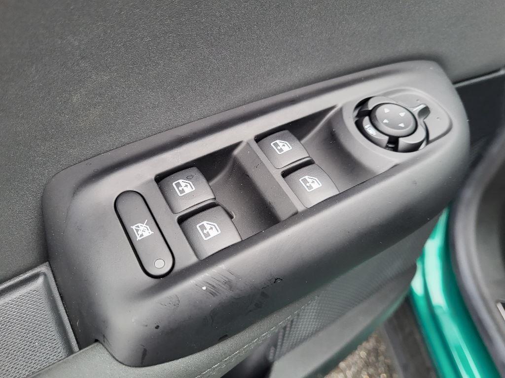 new 2024 Alfa Romeo Tonale car, priced at $39,935