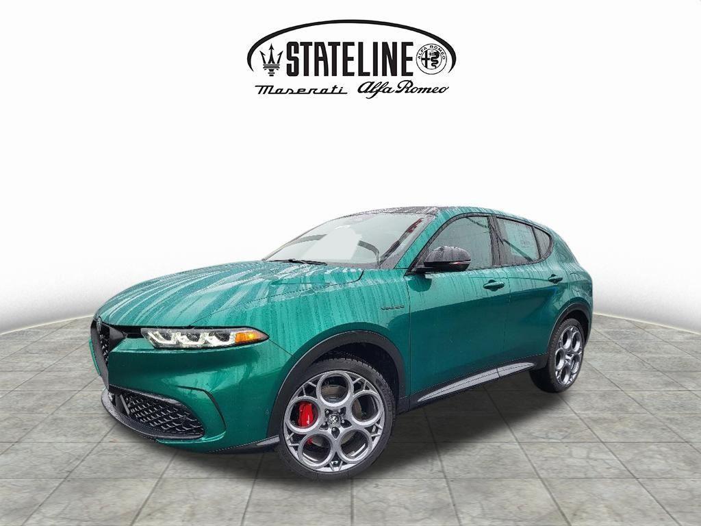 new 2024 Alfa Romeo Tonale car, priced at $59,185
